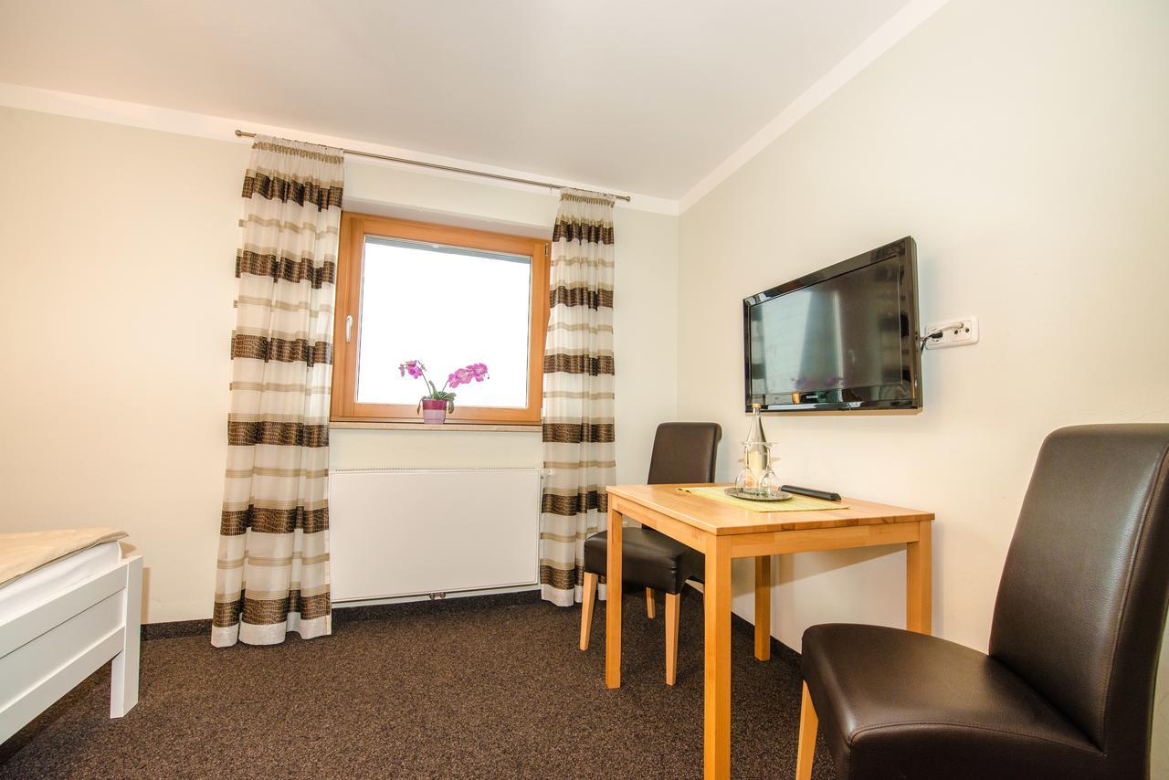 Flugplatzrestaurant Wallmuhle Otel Atting Dış mekan fotoğraf